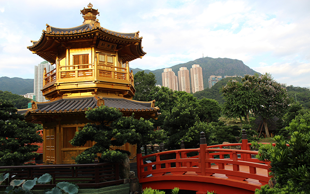 Julia_Lange-Hong_Kong